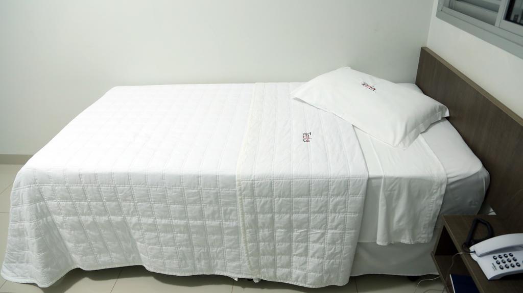 Quarto Standard com Cama Queen-size