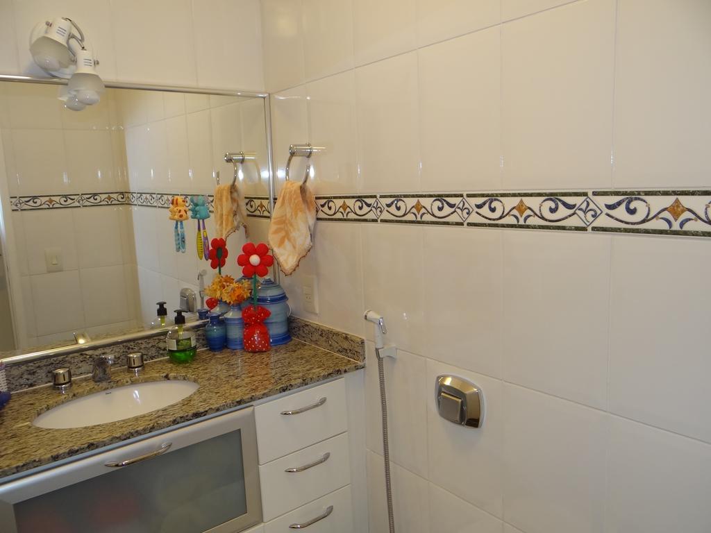 Three-Bedroom Apartment,268289549:JPEG