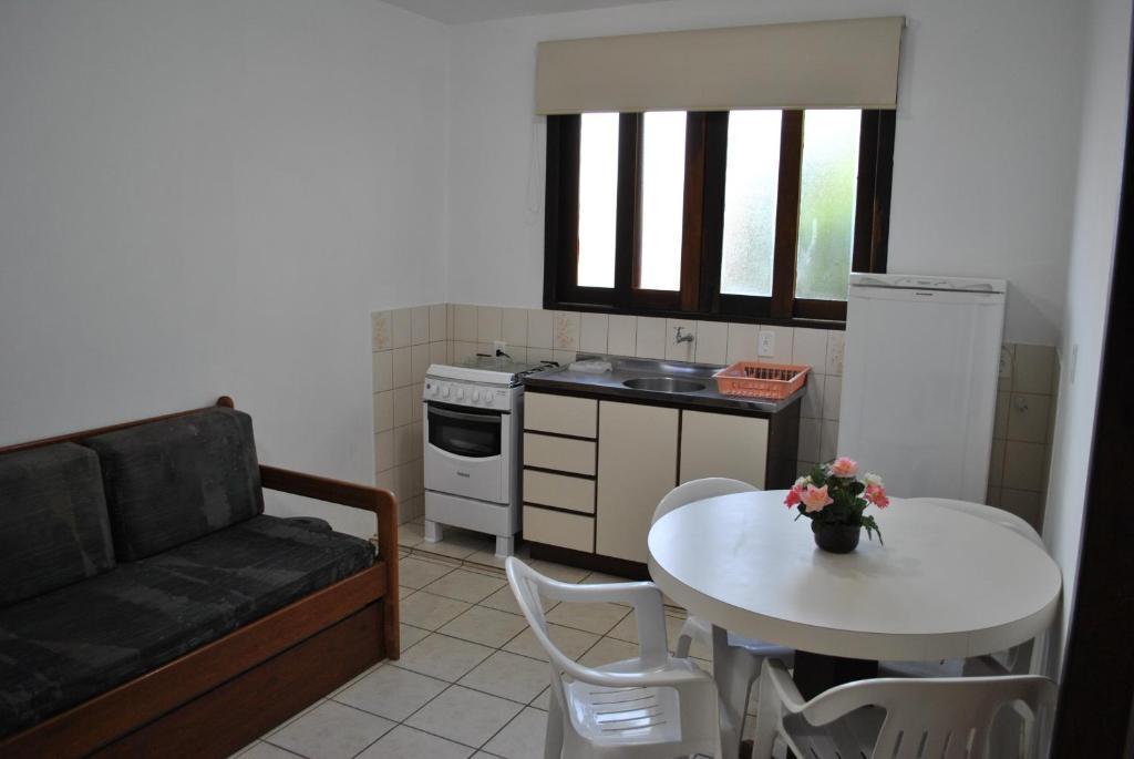 Quarto Quádruplo com Cozinha