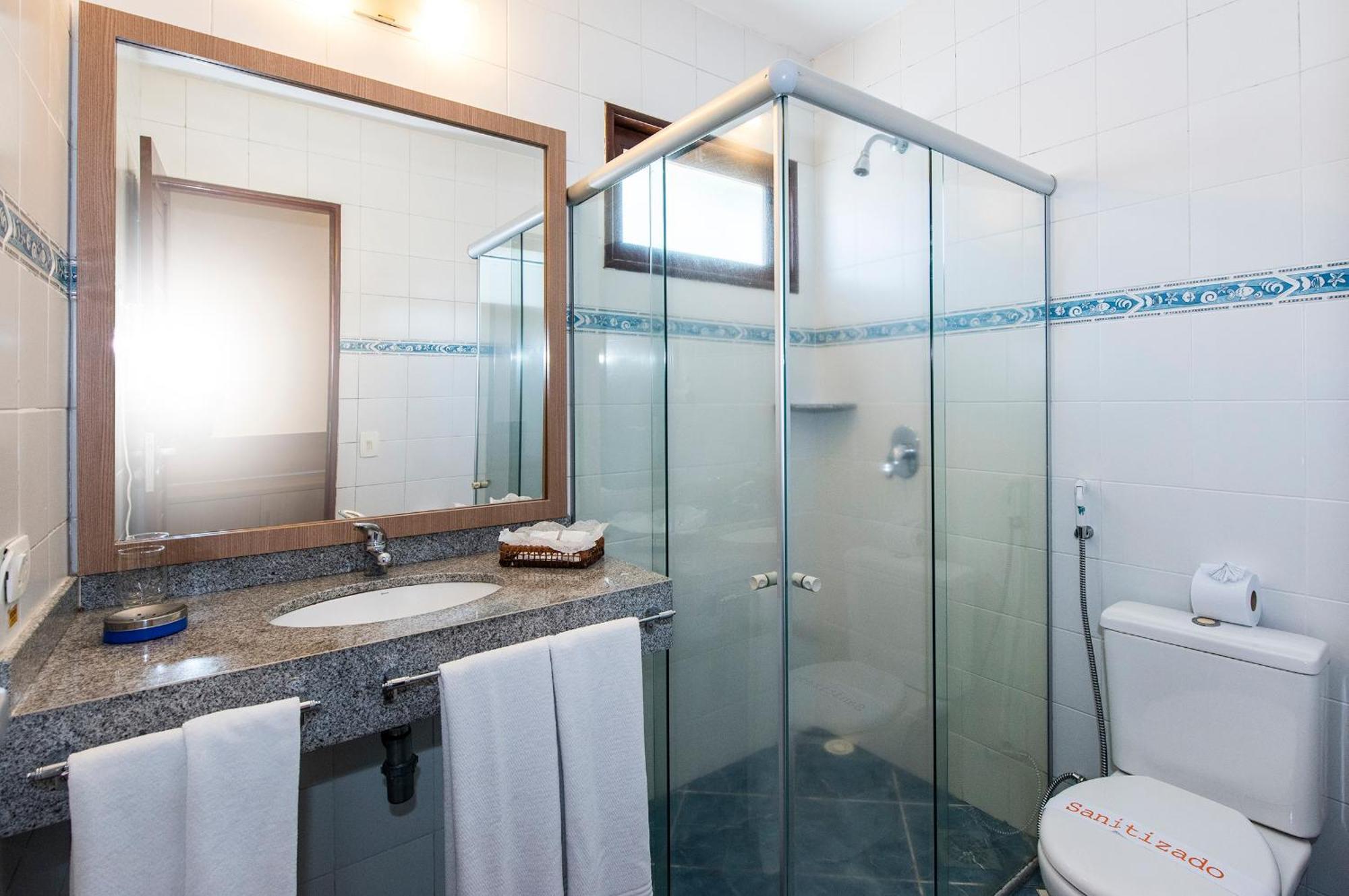 Deluxe Double or Twin Room,317401237:JPEG