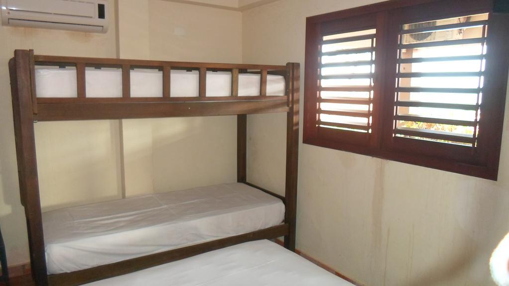 Quarto Família (6 Adultos)