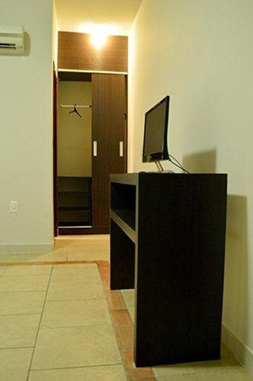 Double Suite,1396762406:JPEG