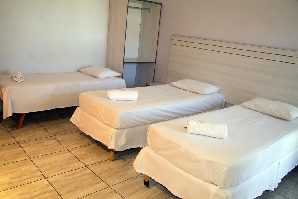 Quarto Triplo Standard