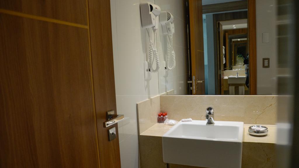 Deluxe Tweepersoonskamer met 2 Aparte Bedden