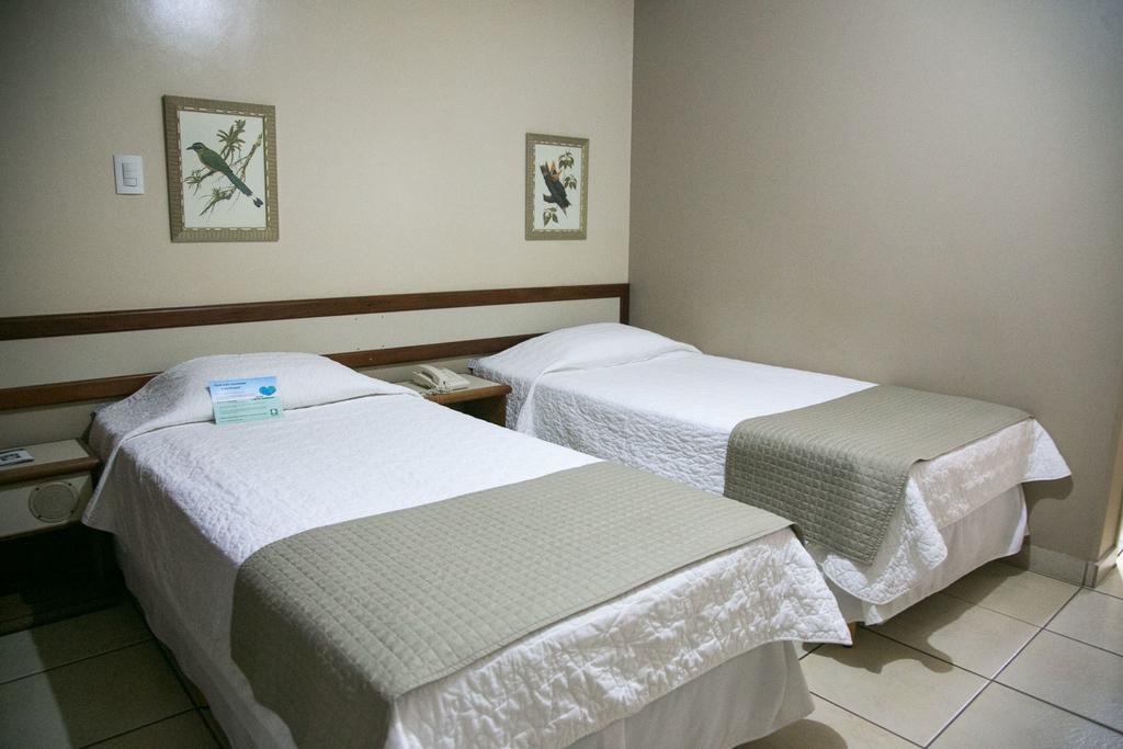 Quarto Deluxe com 2 Camas de Solteiro