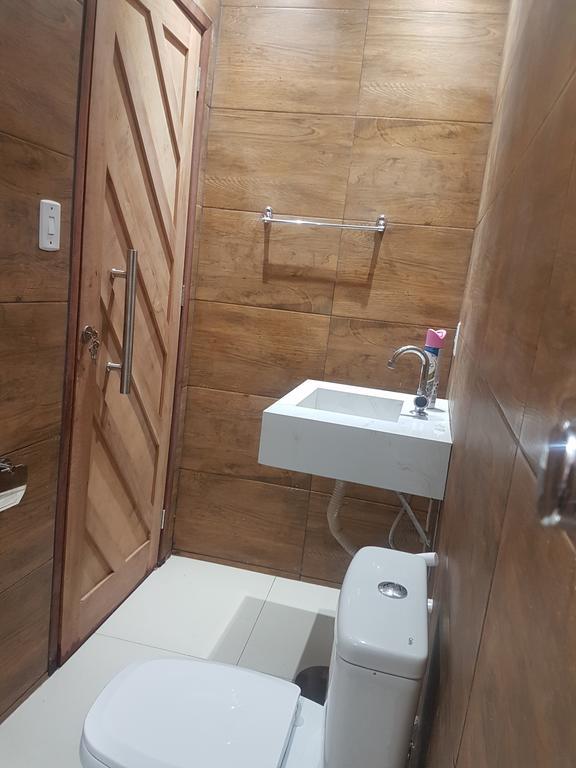 Standard Family Room,440467350:JPEG