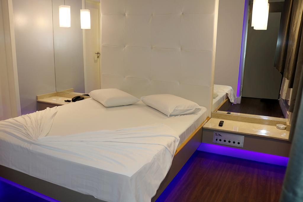 Quarto Duplo Standard