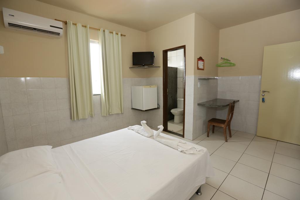 Quarto com 2 Camas de Solteiro