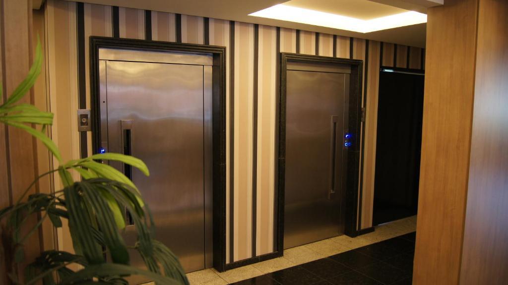 Quarto Triplo Econômico