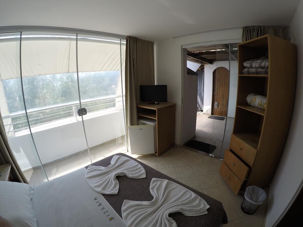 Family Room Balcony,447050562:JPEG
