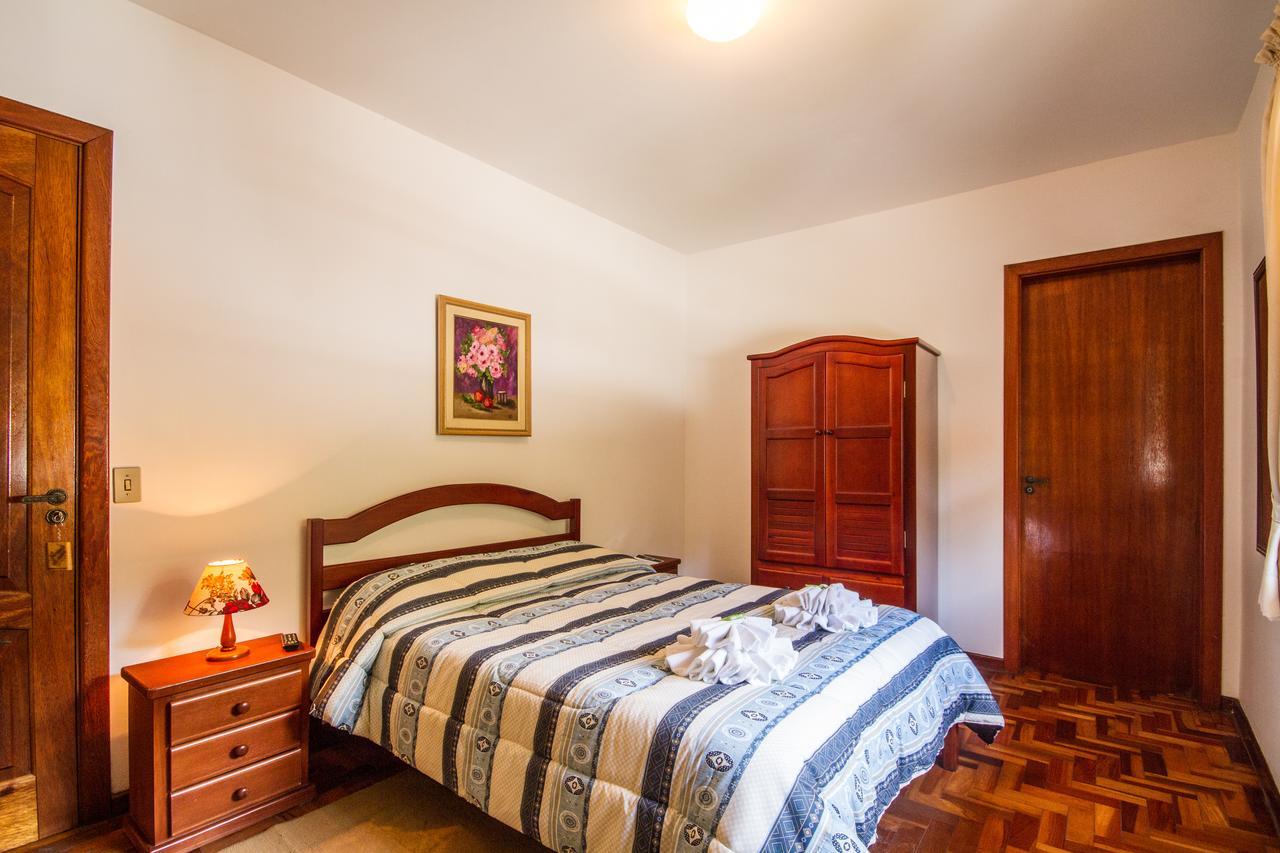 Quarto Duplo