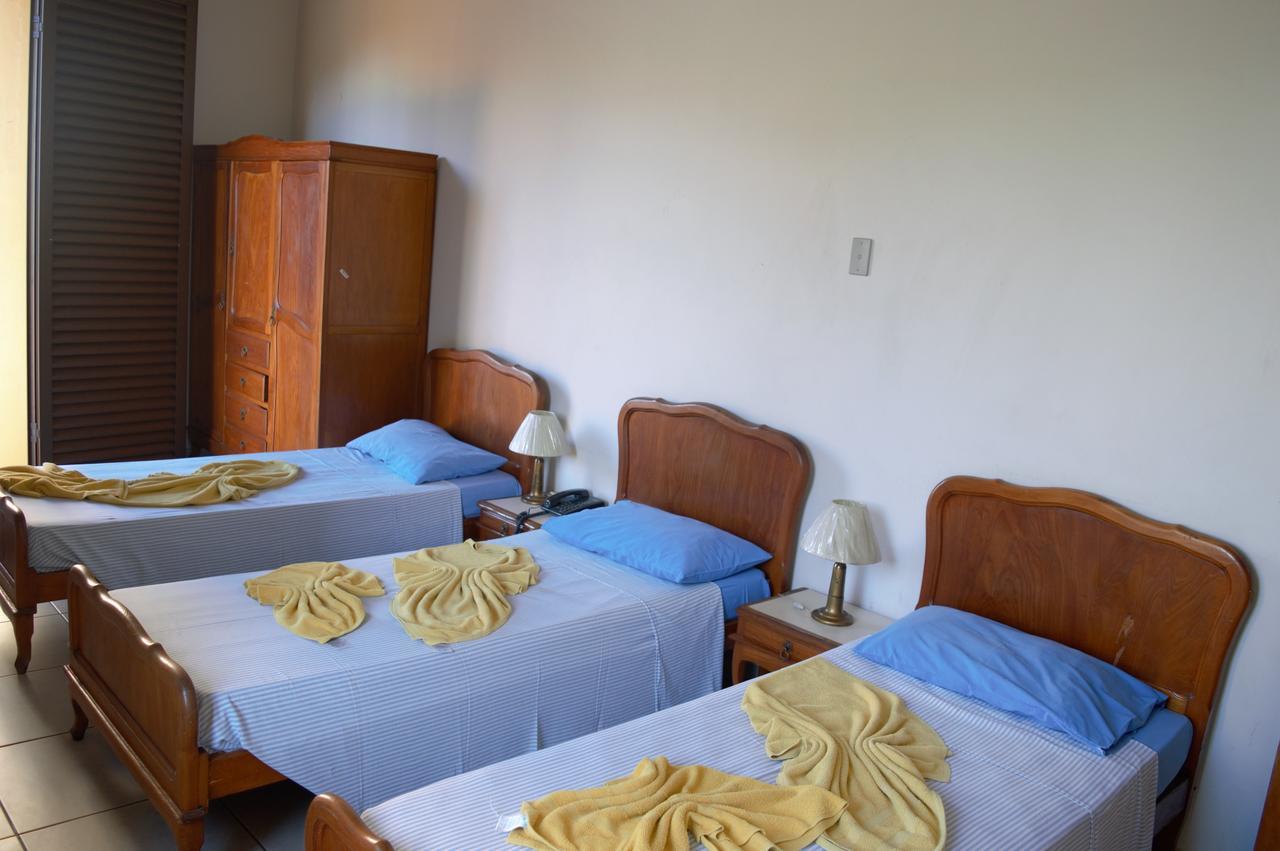 Quarto Triplo Standard