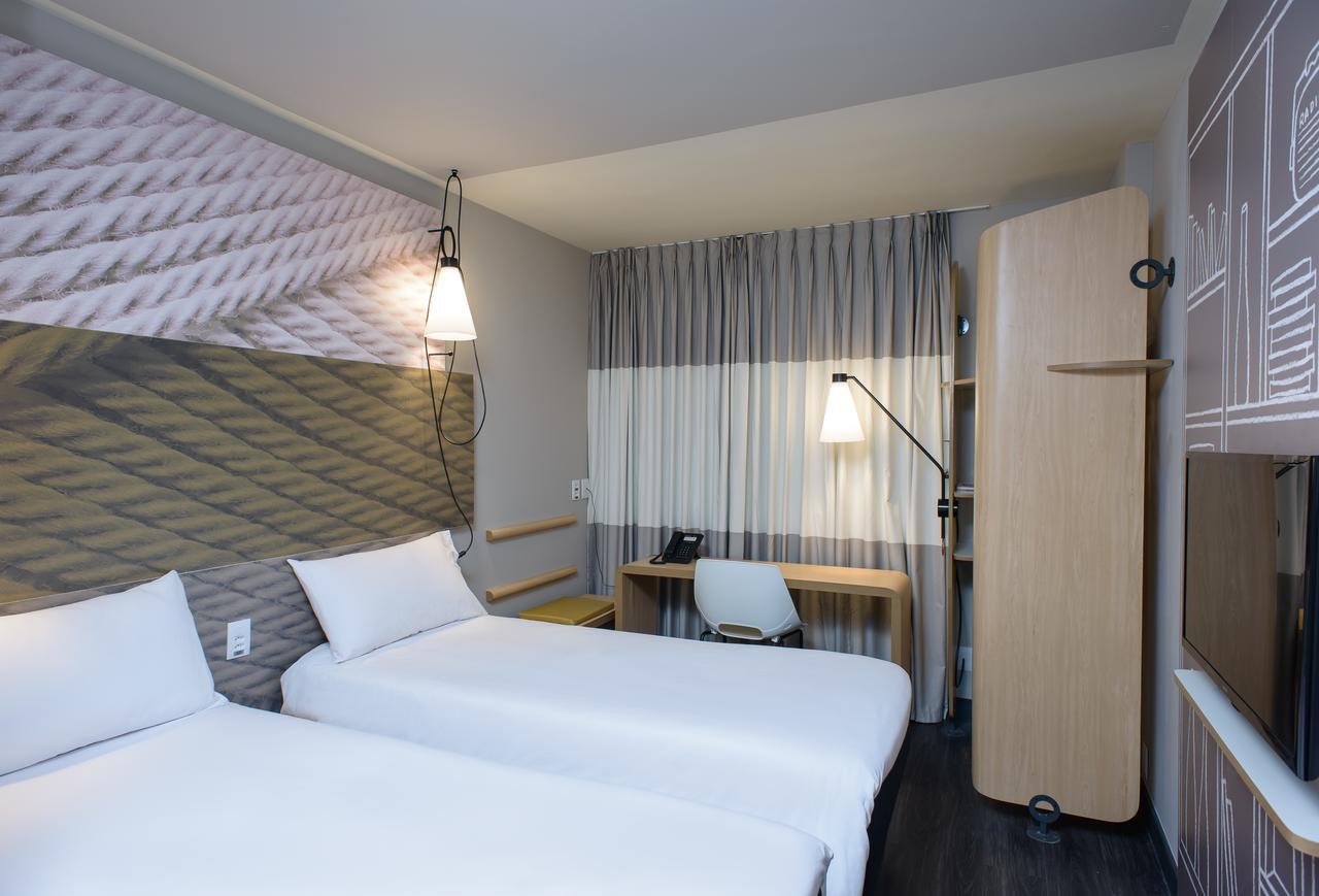 Quarto Twin Standard