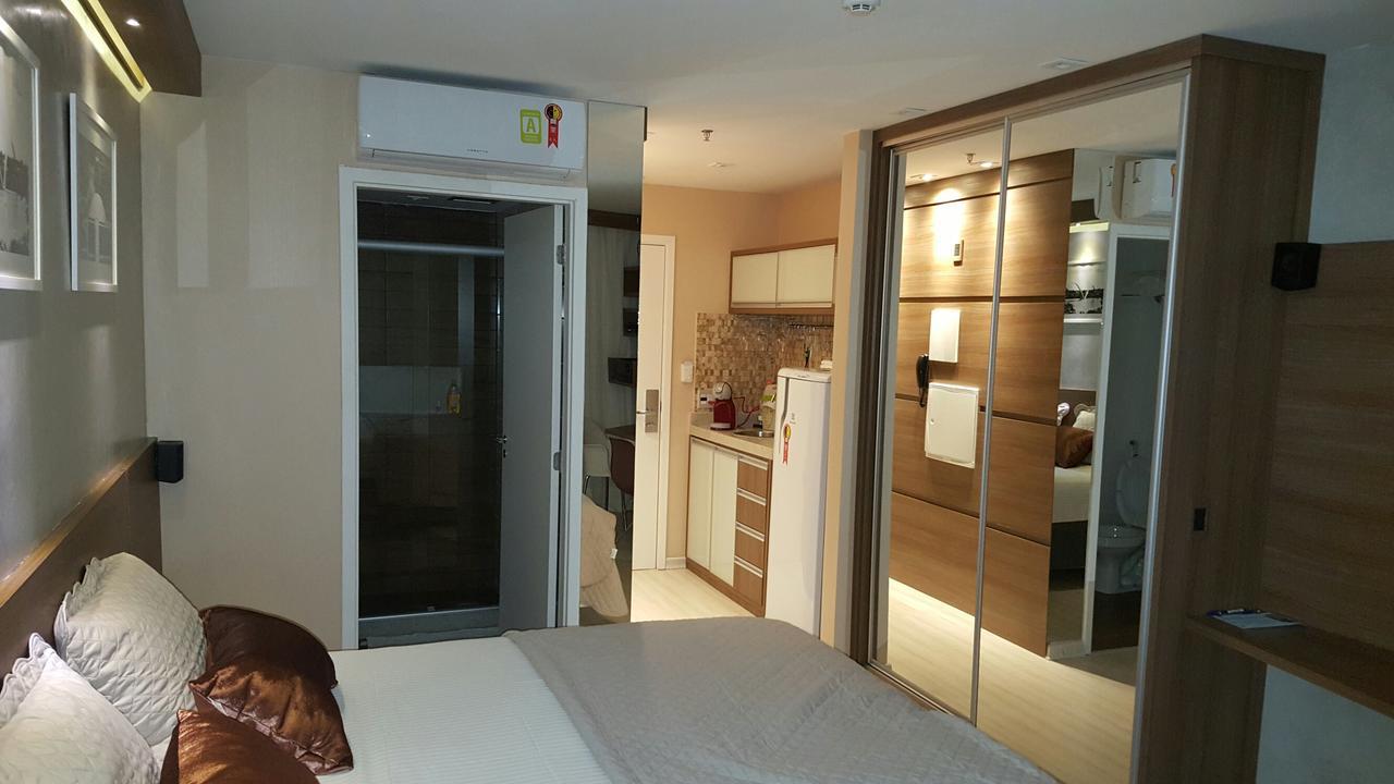 Apartamento com Varanda