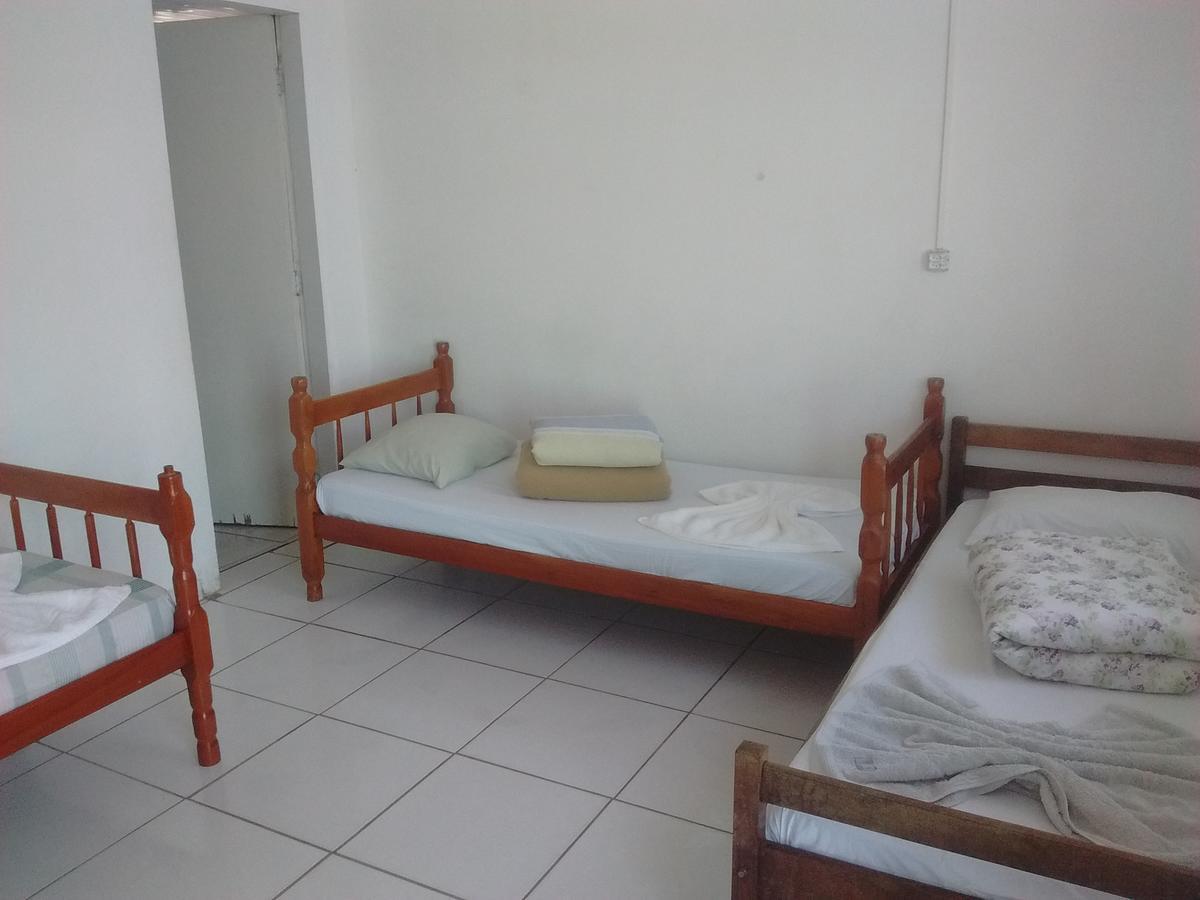 Quarto Triplo Básico