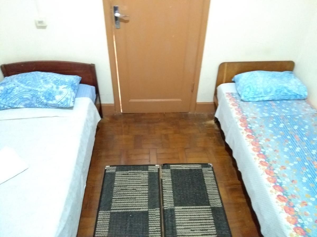 Quarto Duplo com Banheiro Compartilhado