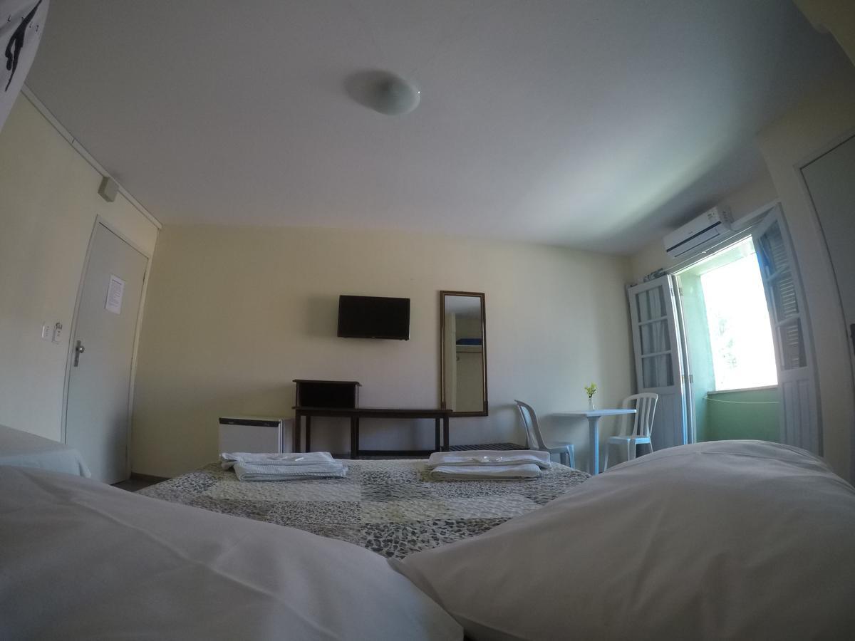 Quarto Triplo com Vista do Jardim