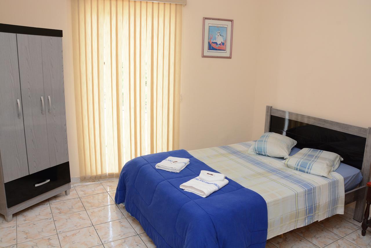 Quarto Duplo