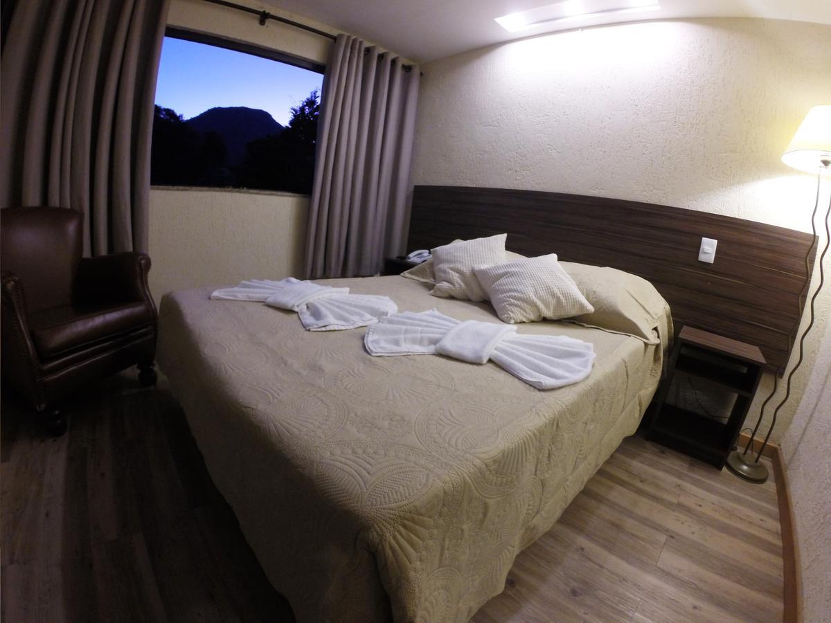 Quarto Duplo Standard