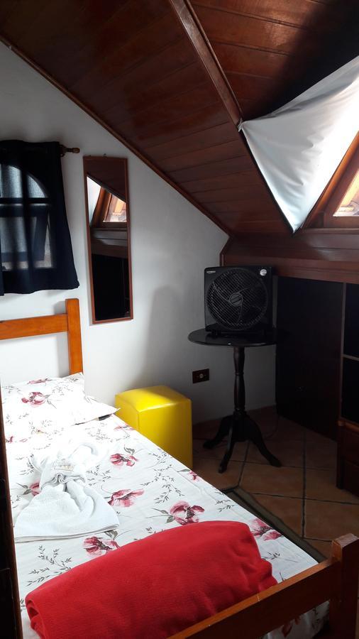 Single Room with Shared Bathroom,654491070:JPEG