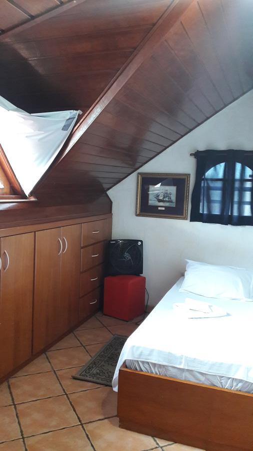 Single Room,654491001:JPEG