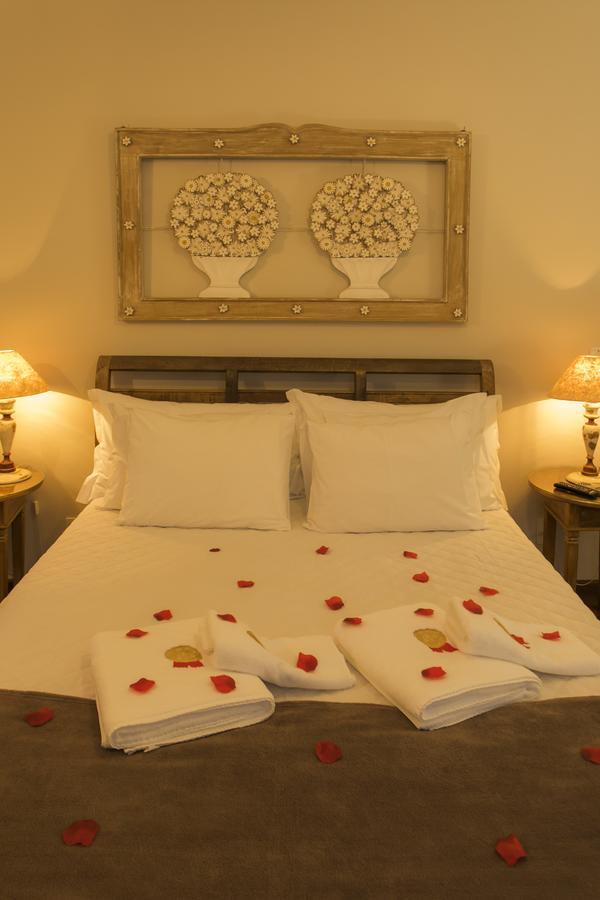 Deluxe Room,656608107:JPEG