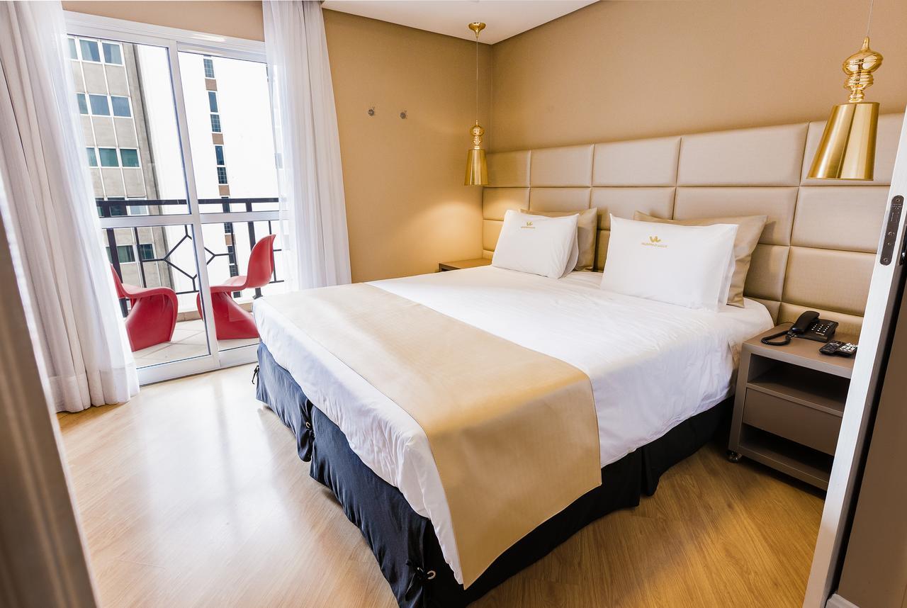One-Bedroom Apartment with Balcony