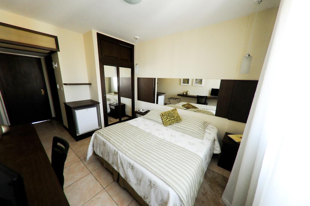 Quarto Individual