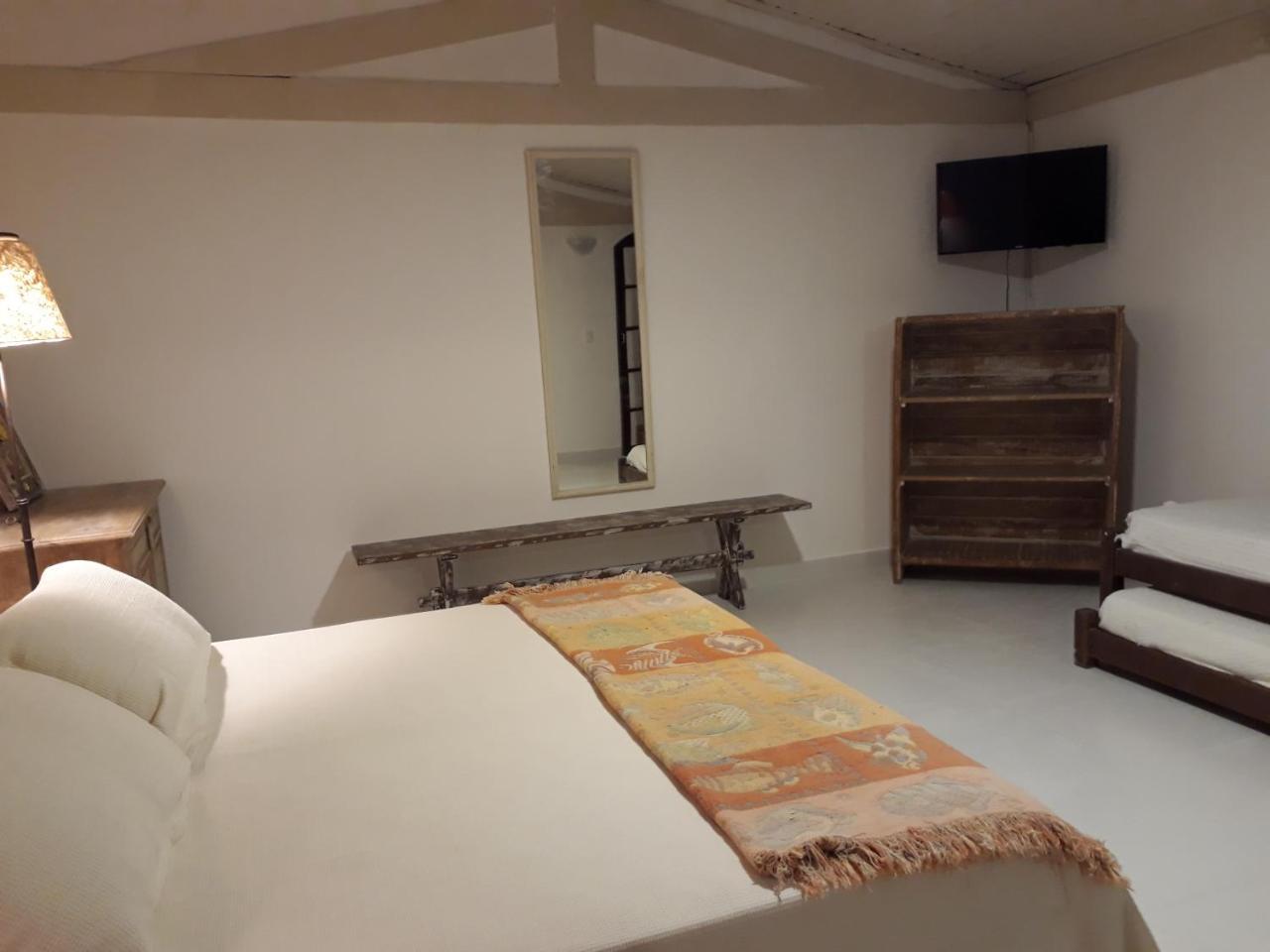 Quarto Quádruplo com Varanda