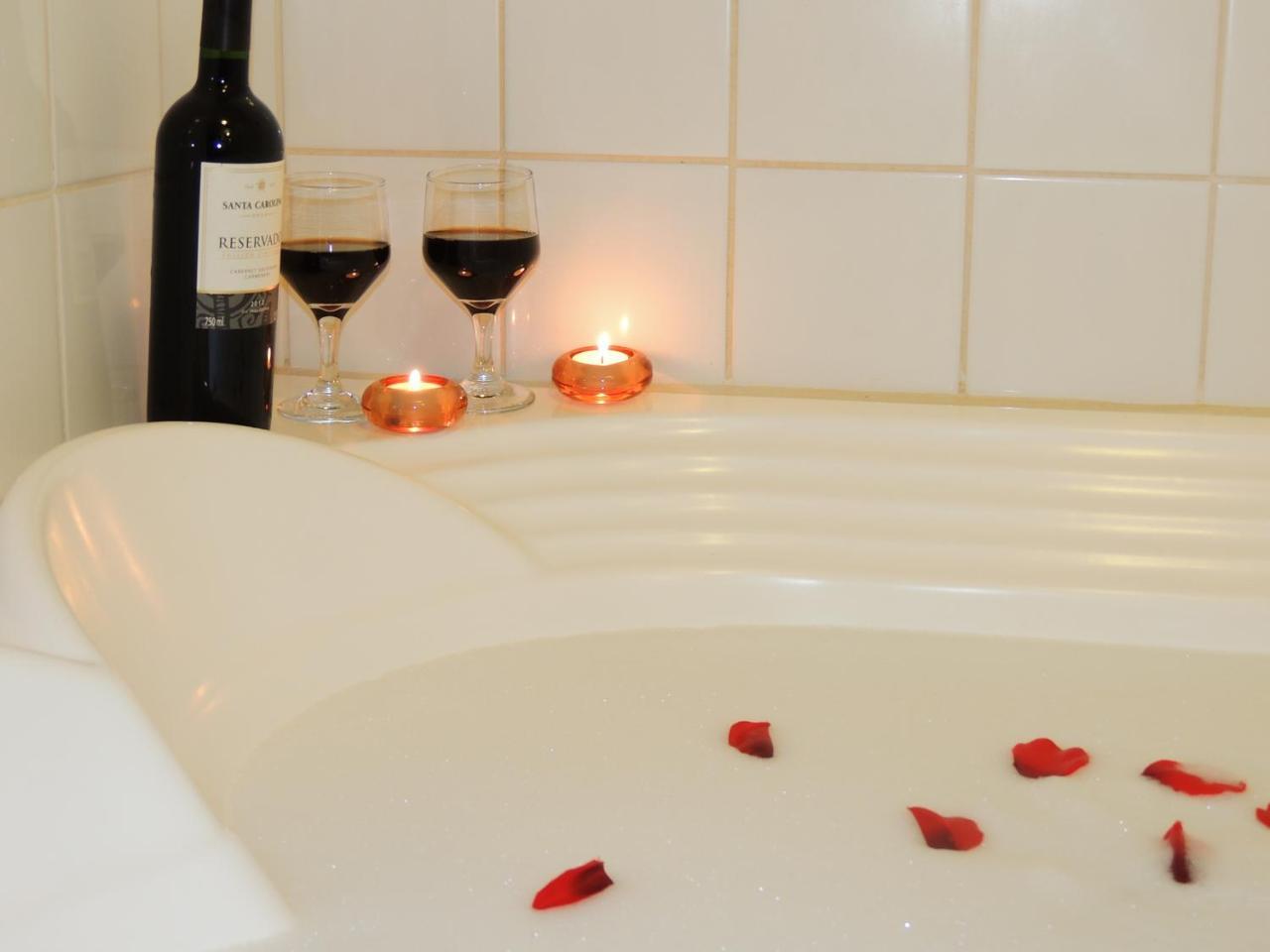 Stars Superior Chalet Spa Bath,31327946:JPEG
