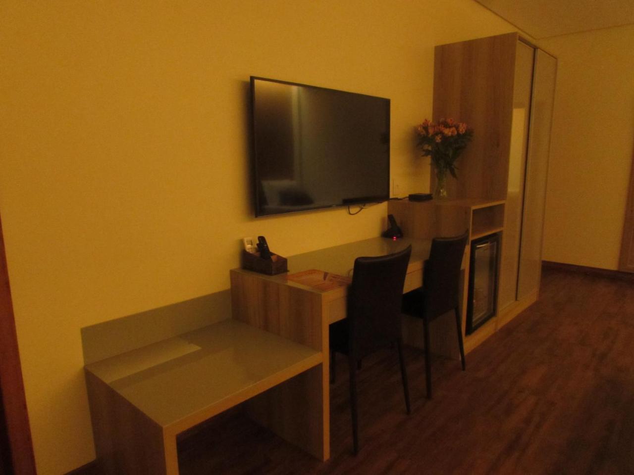 Quarto Deluxe com Cama de Casal ou 2 de Solteiro