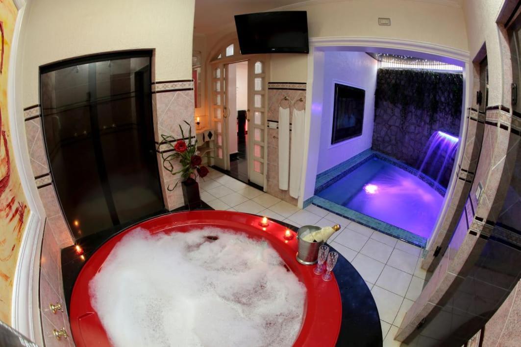 Suite Private Pool,744113434:JPEG