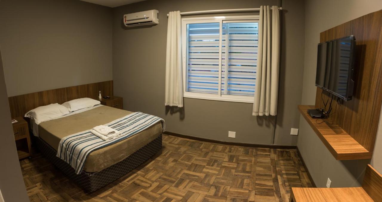 Quarto Duplo Standard