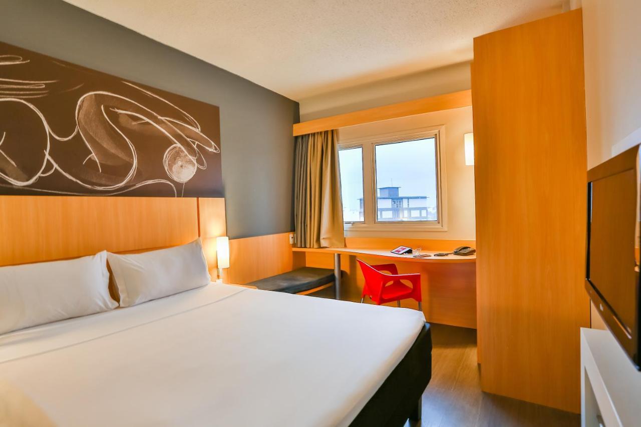 Superior Apartment Queen Bed The Latif Sebba Viaduct View Upper Floor,653623998:JPEG