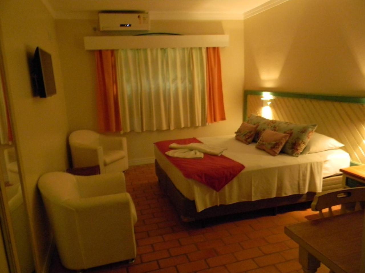 Quarto Duplo