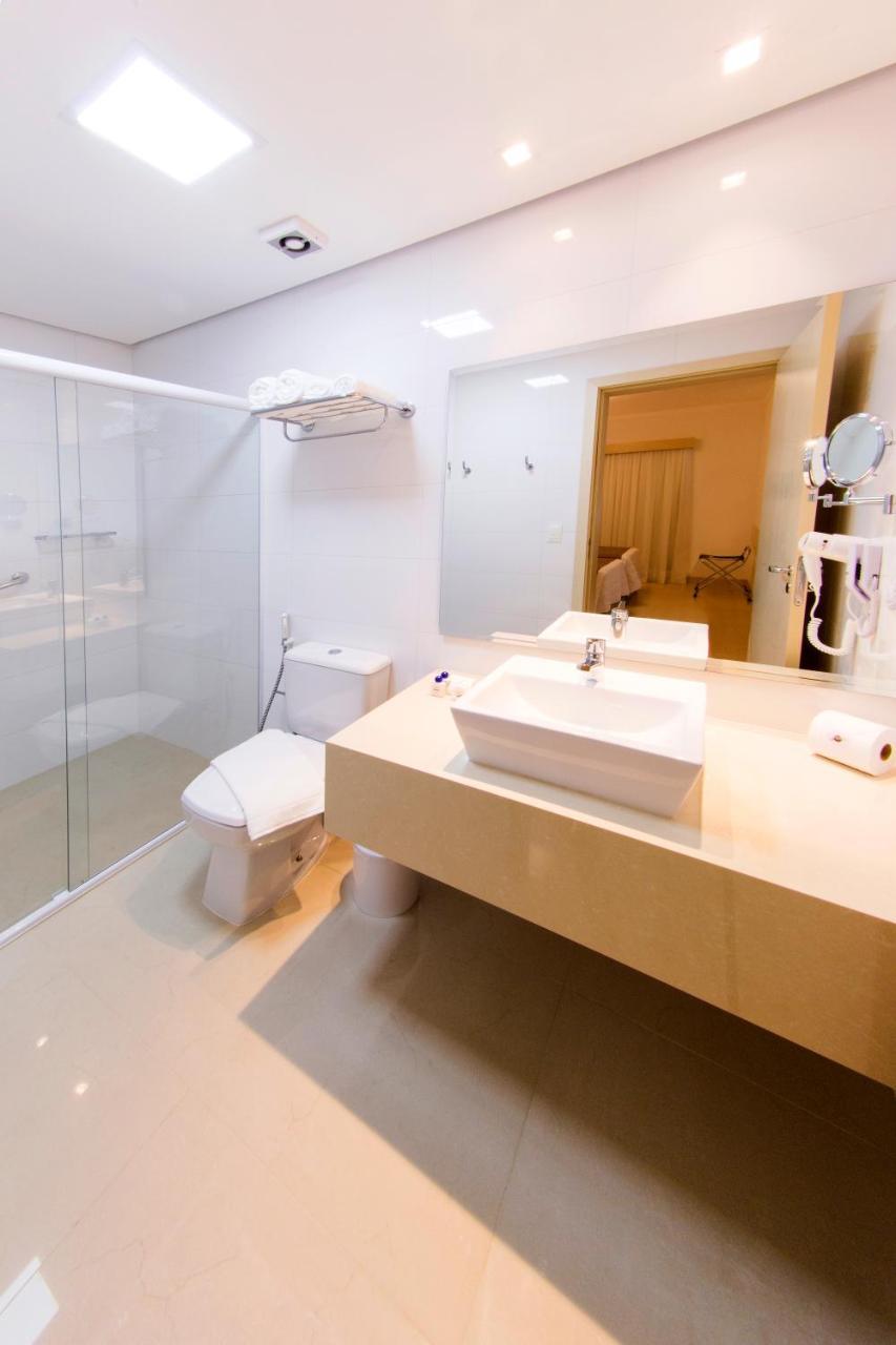 Quarto Deluxe com 2 Camas de Solteiro