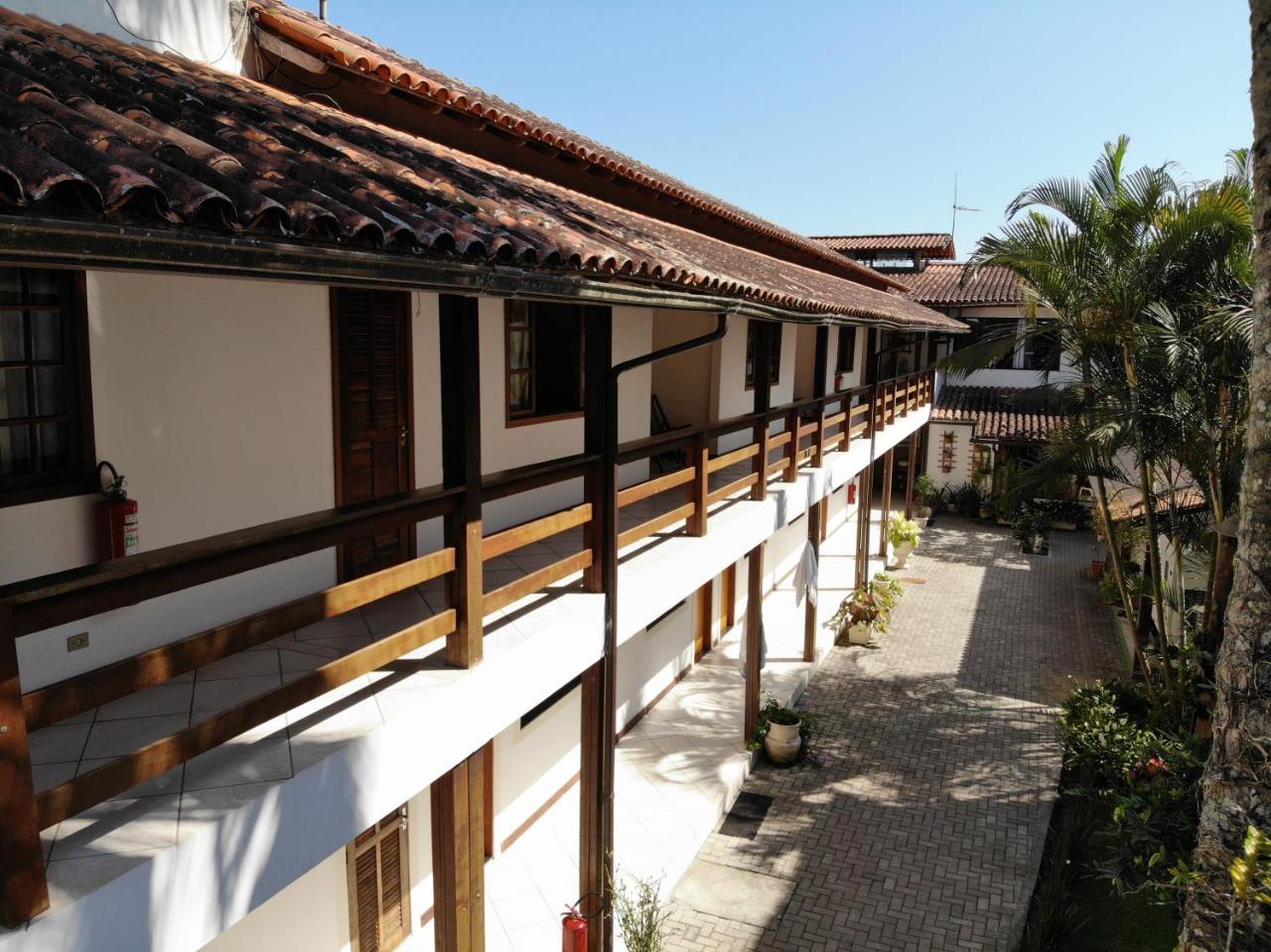 Quarto Triplo Executivo