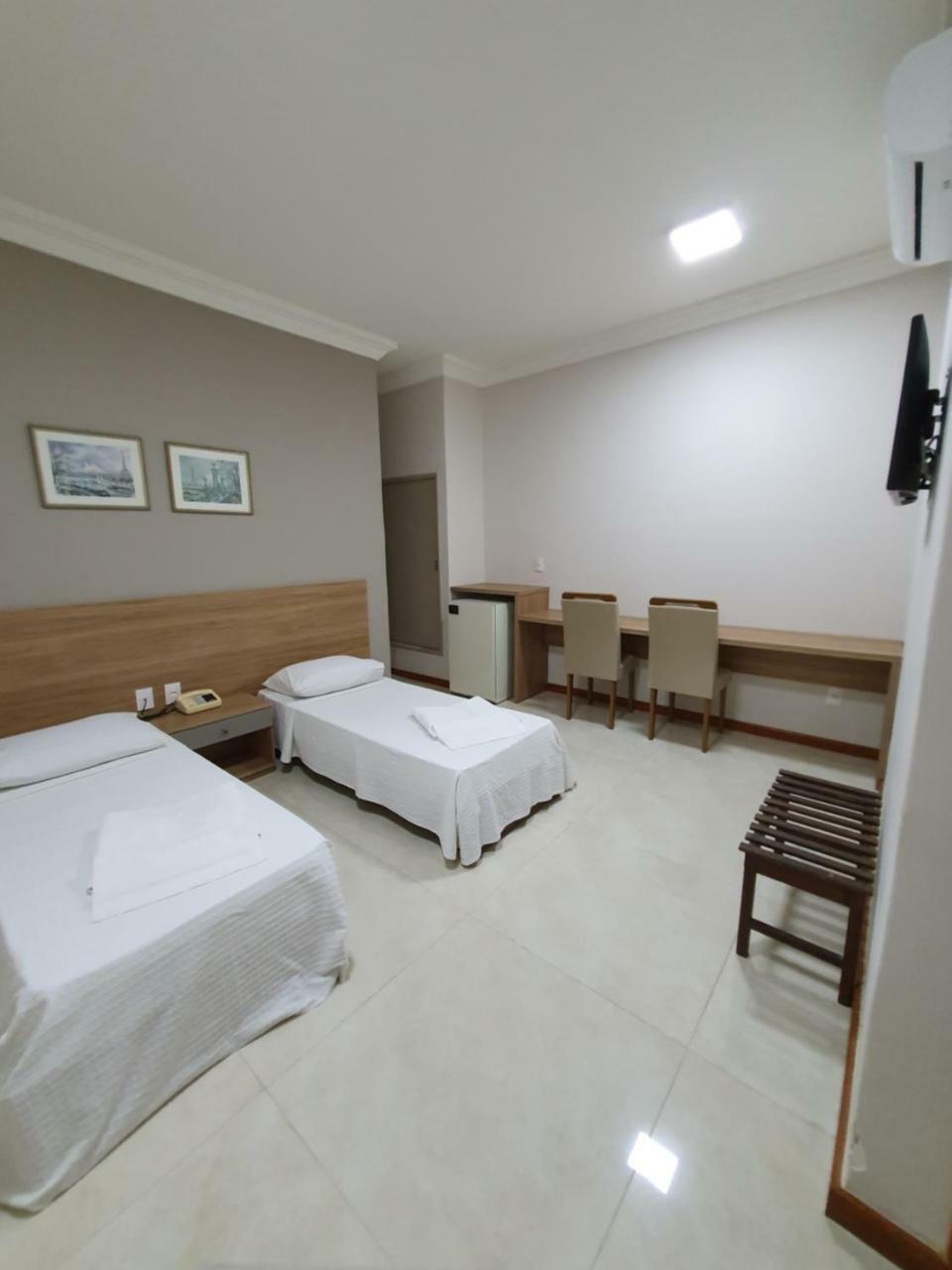 Superior Suite,780985356:JPEG