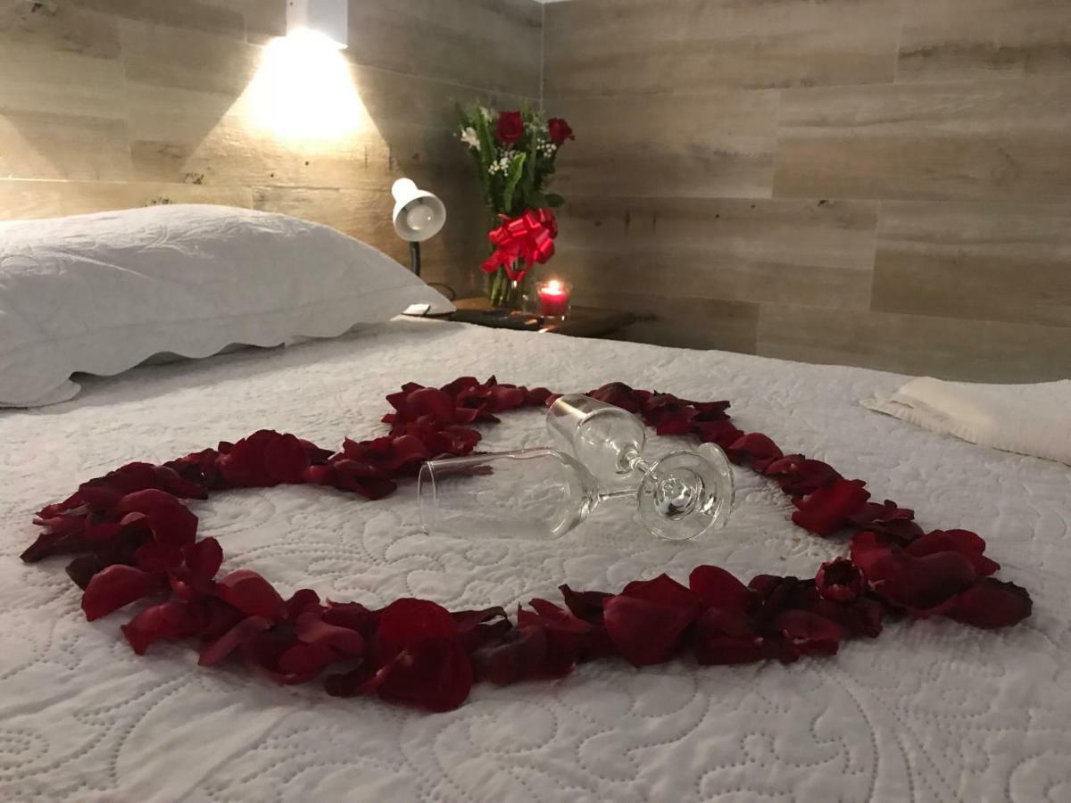 Deluxe Room,967489105:JPEG