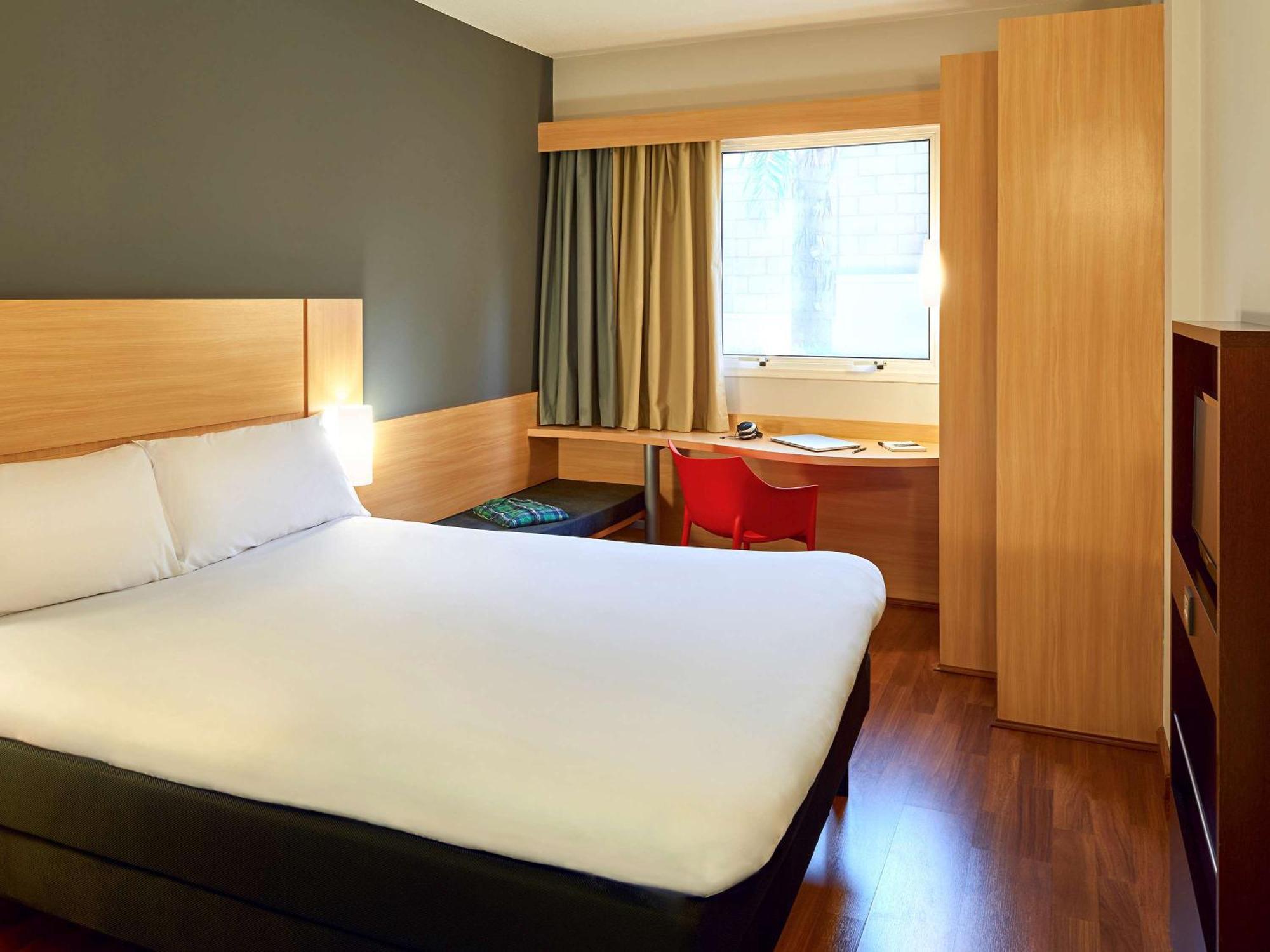 Standard Double Room,1225211789:JPEG