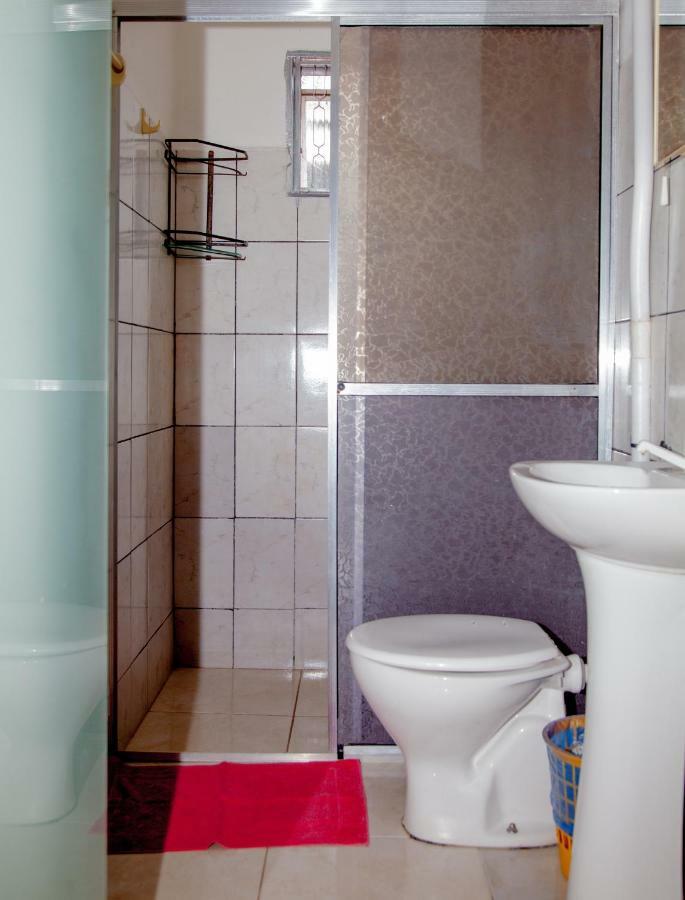 Quarto Quíntuplo (5 Adultos)