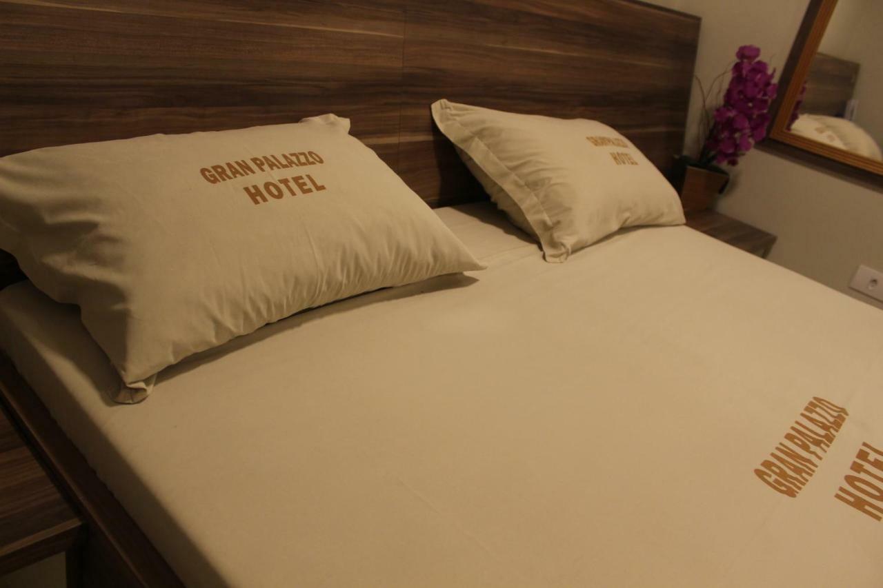 Single Room,791638329:JPEG