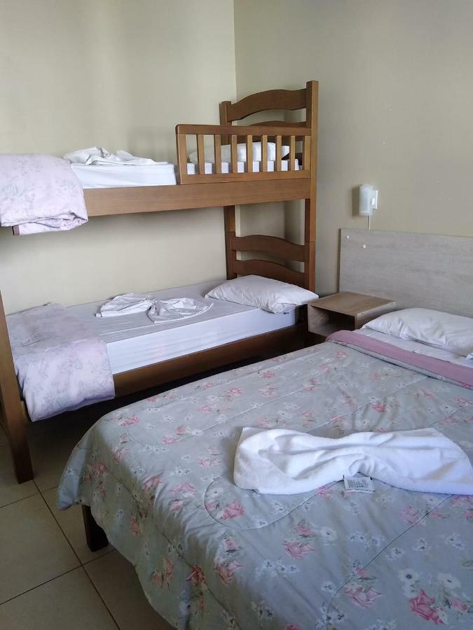Quarto Quádruplo Standard