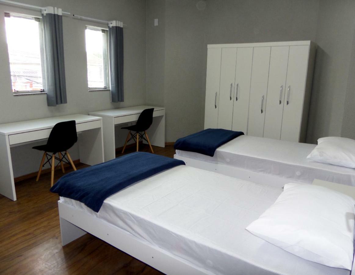 Quarto Twin Standard