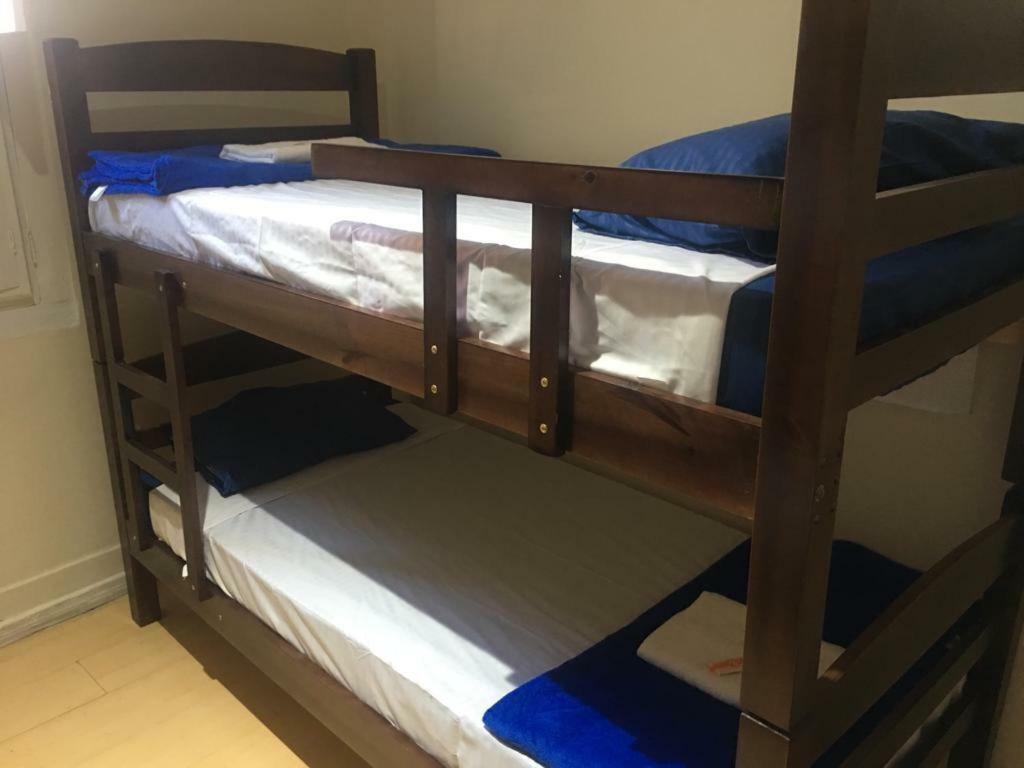 Quarto Triplo Econômico com Banheiro Compartilhado