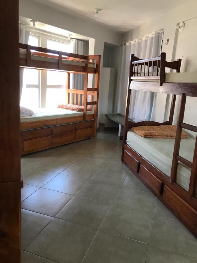 Posto Letto in Dormitorio Misto con 8 Letti