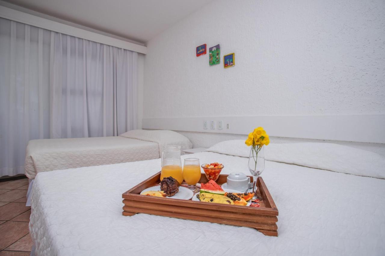 Queen Suite with Pool View