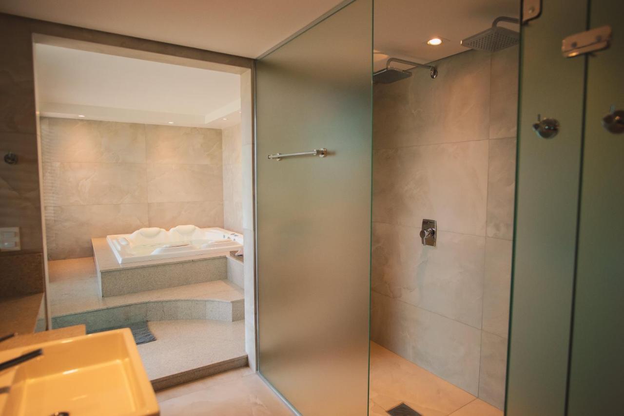 Studio Spa Bath,965509915:JPEG