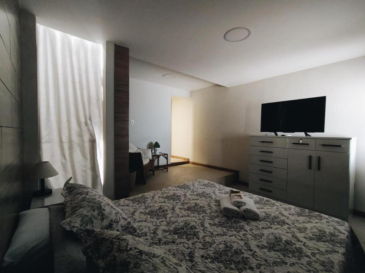 Quarto Duplo com Varanda e Vista do Mar