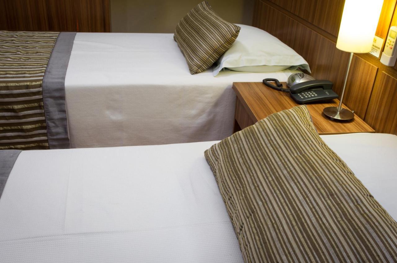 Deluxe Twin Room,996585121:JPEG